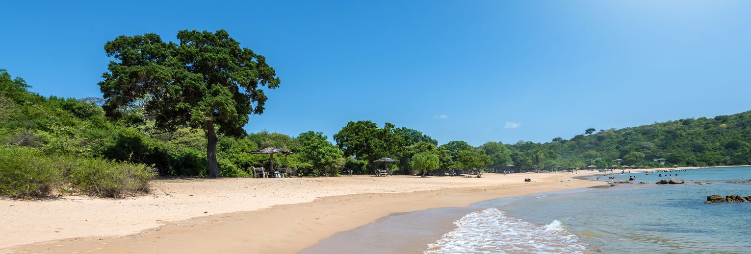 Fijne zandstranden bij Trincomalee